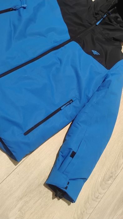 Mlo kombinezon narciarski 4F rozmiar 164