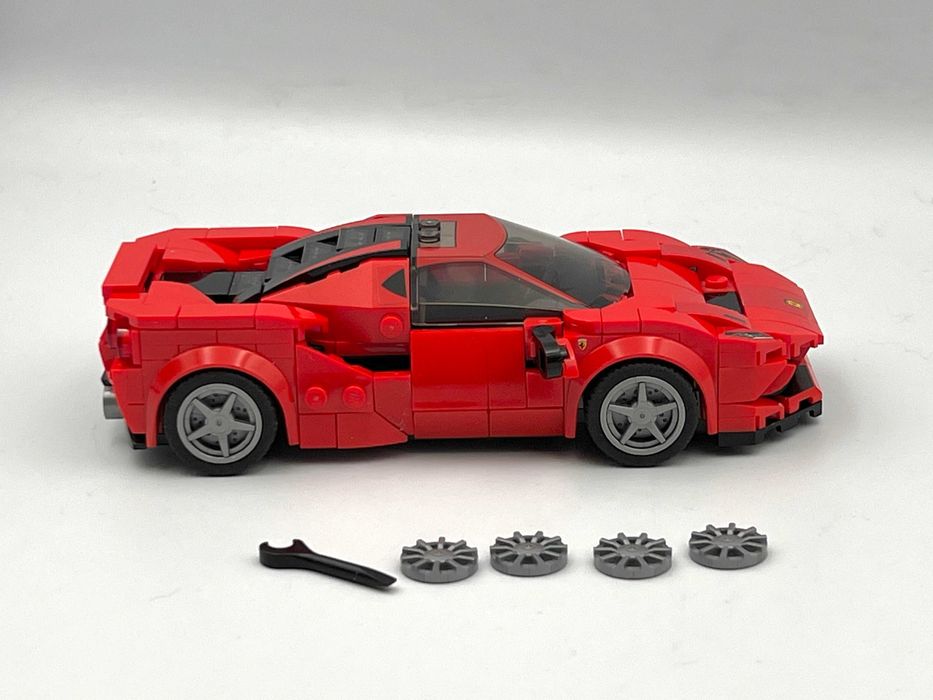 Lego Speed Champions 76895 Ferrari F8 Tributo z instrukcją