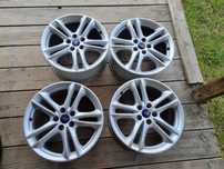 FORD MONDEO MK5,FOCUS.C-MAX,KUGA alu 7.5x17 et55 5x108 4szt,bdb stan