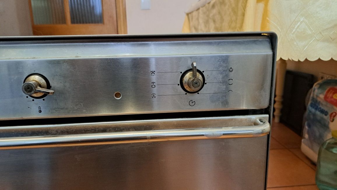 Духова шафа smeg
