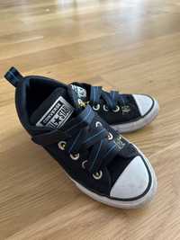 Trampki Converse w rozmiarze 30