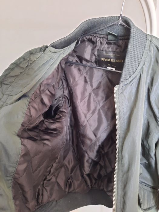 Продам куртку на хлопчика