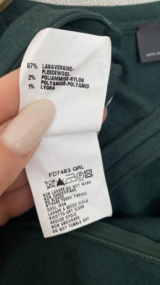 Fendi оригінал сукня з вовни по фігурі роз.s-m