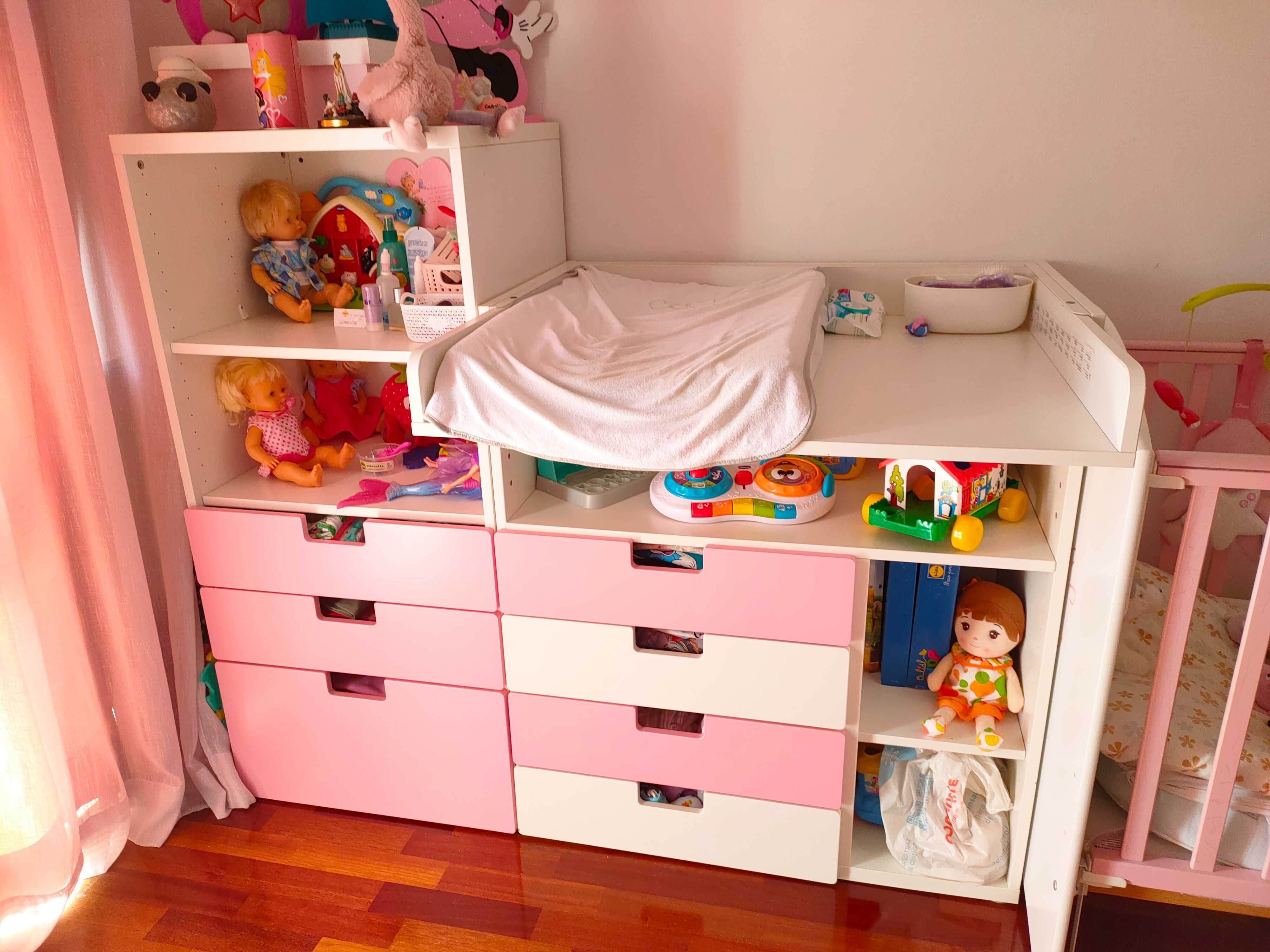Móveis de quarto de bebé