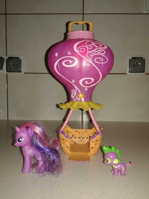 My Little Pony- Świecący, grający balon plus figurki.