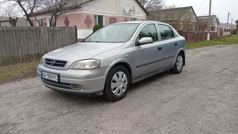 Опель Астра. 1,6. ГАЗ-4