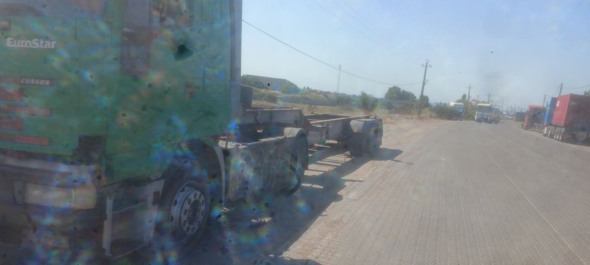 Полуприцеп контейнер