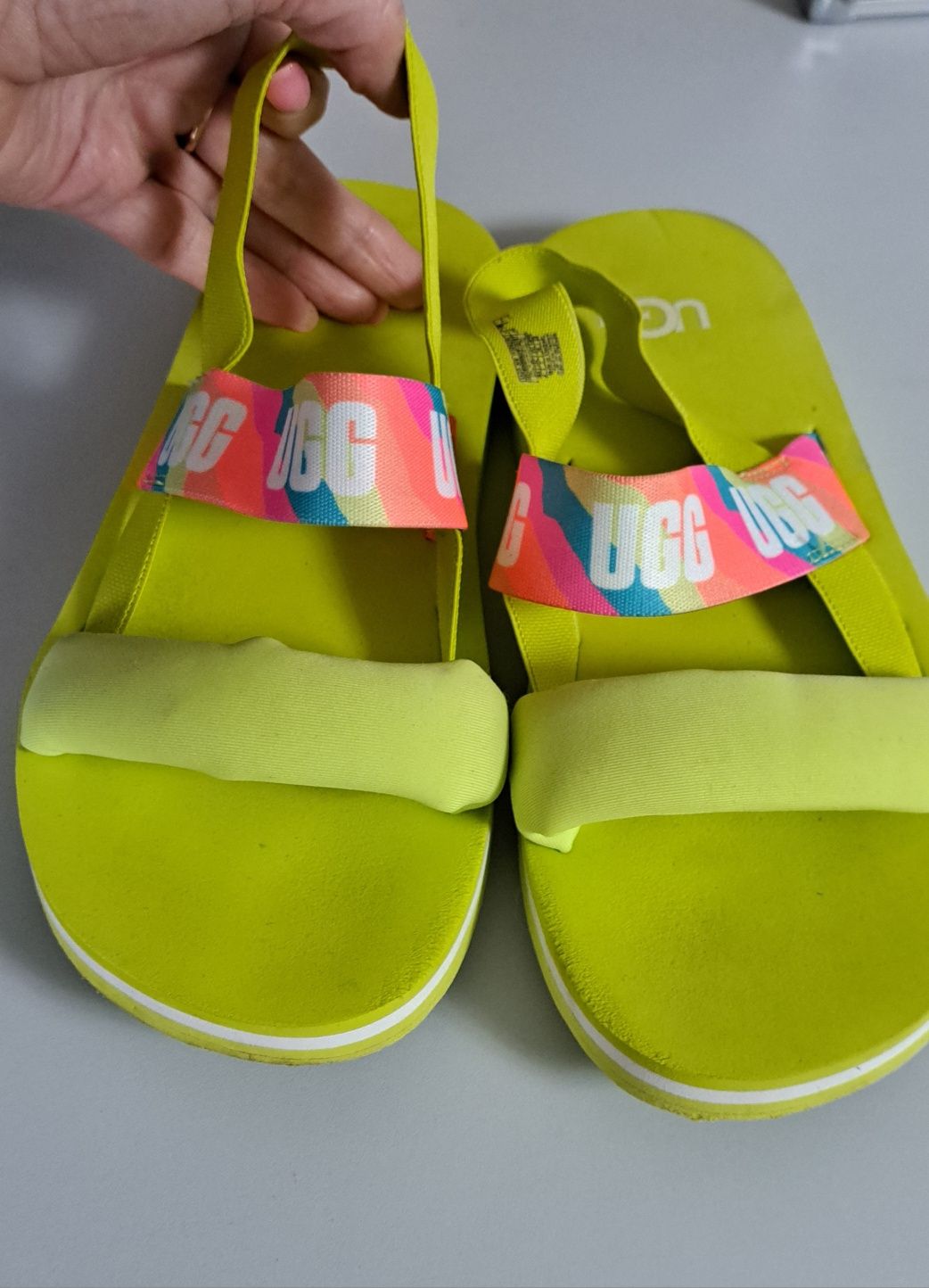 Ugg босоніжки шльопанці