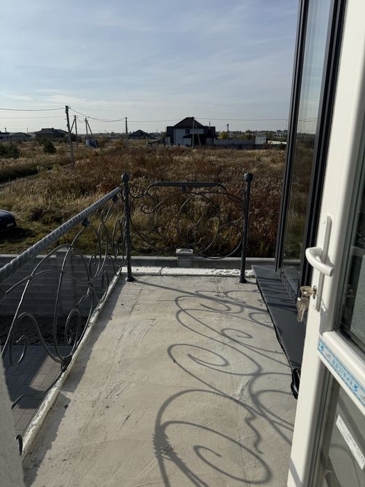 Продаж двоповерхового котеджу двояну масив Київський