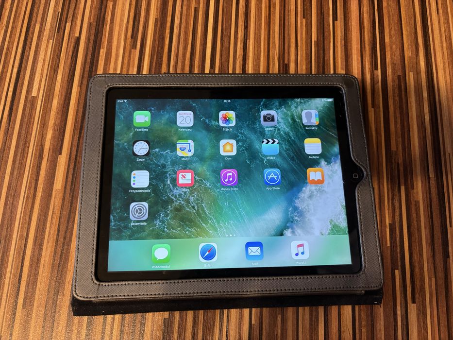 Ipad 4          .