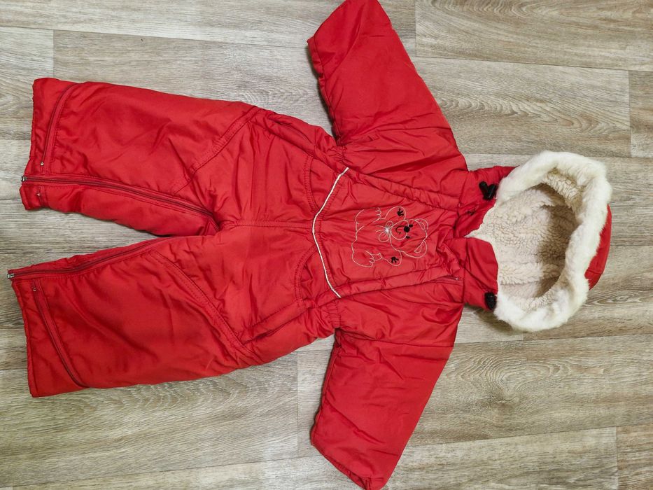 Одяг для дівчинки