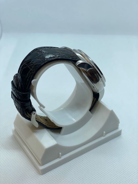 Relógio Girard-Perregaux Ferrari F300 Chronograph