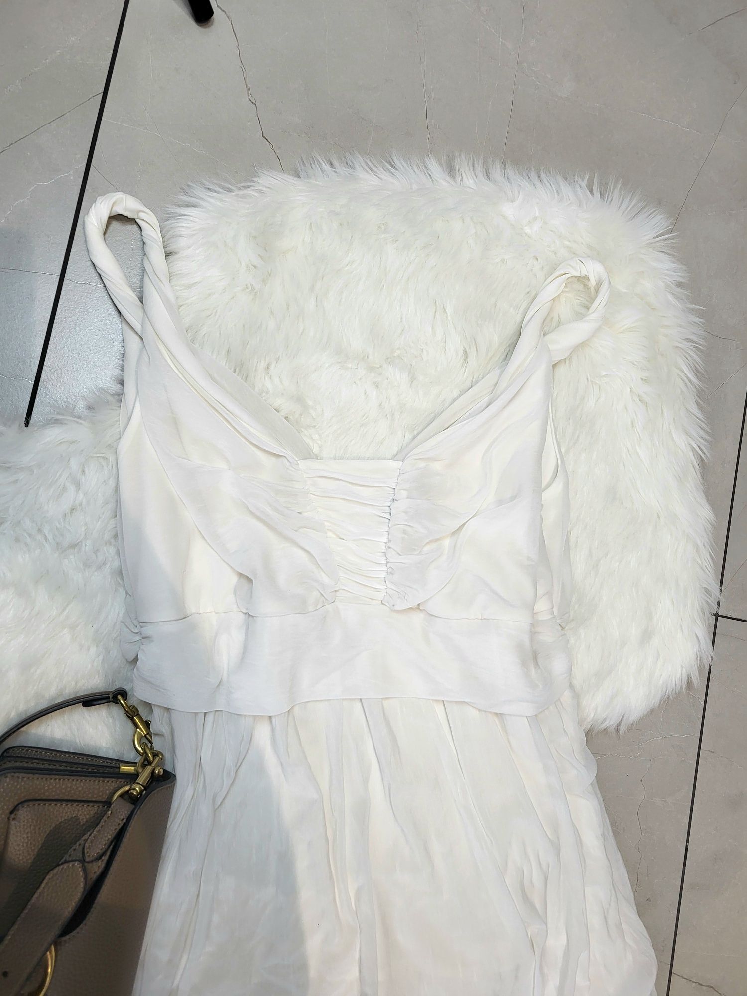 Długa sukienka maxi letnia biała w falbany H&M