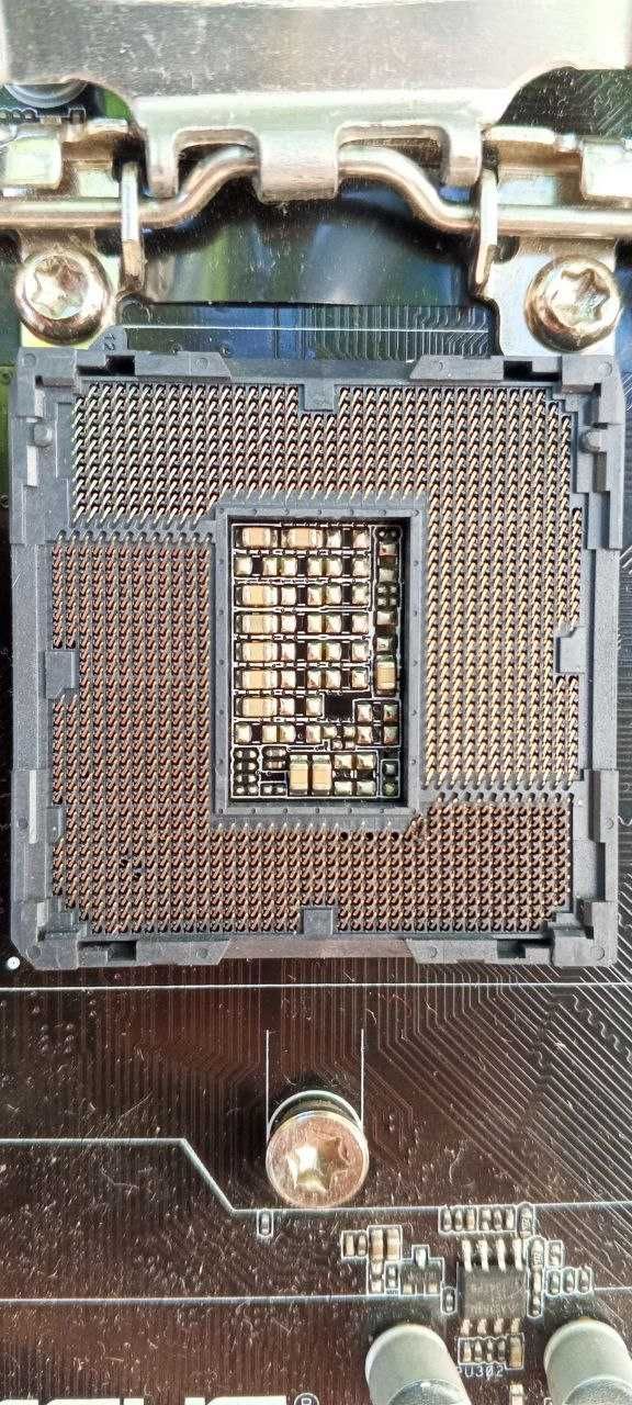 Продам материнку asus h110m-r/pentium g4400