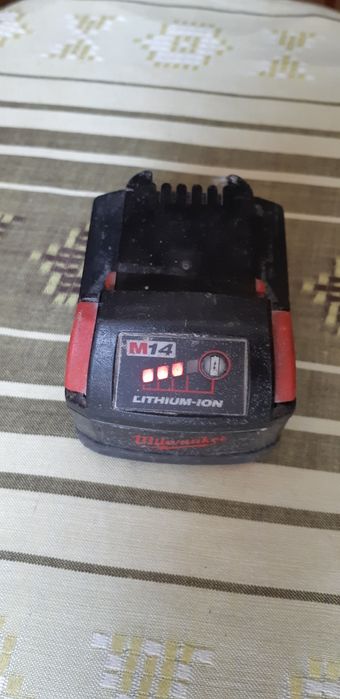 Аккумулятор батарея Milwaukee M14 3.0 Ah