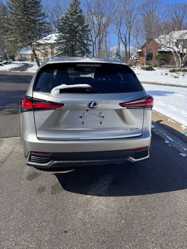 2021 Lexus NX300h