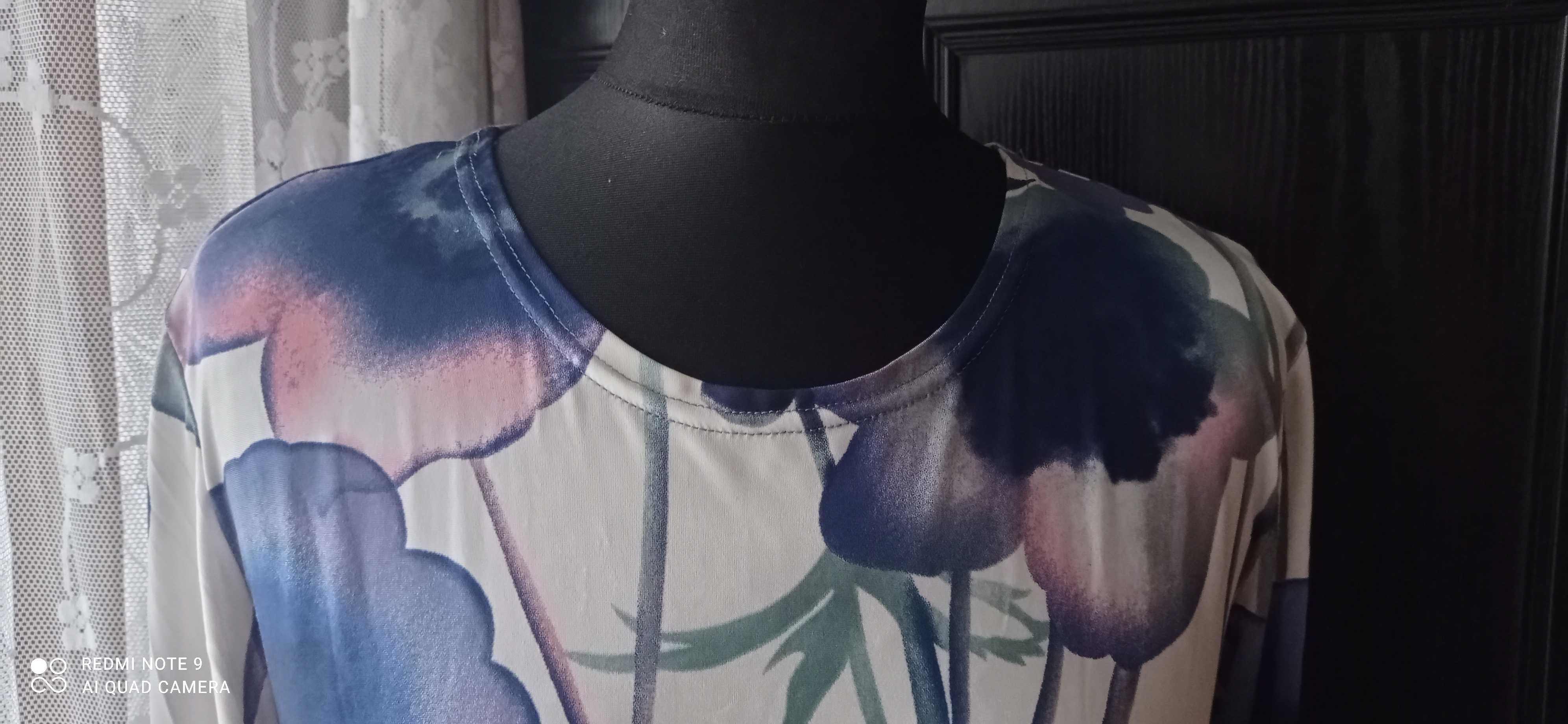 Ładna kolorowa damska bluzka z 3/4 rękawem w kwiaty r. 44.