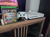 Xbox One Seria S+ gratis GTA 5