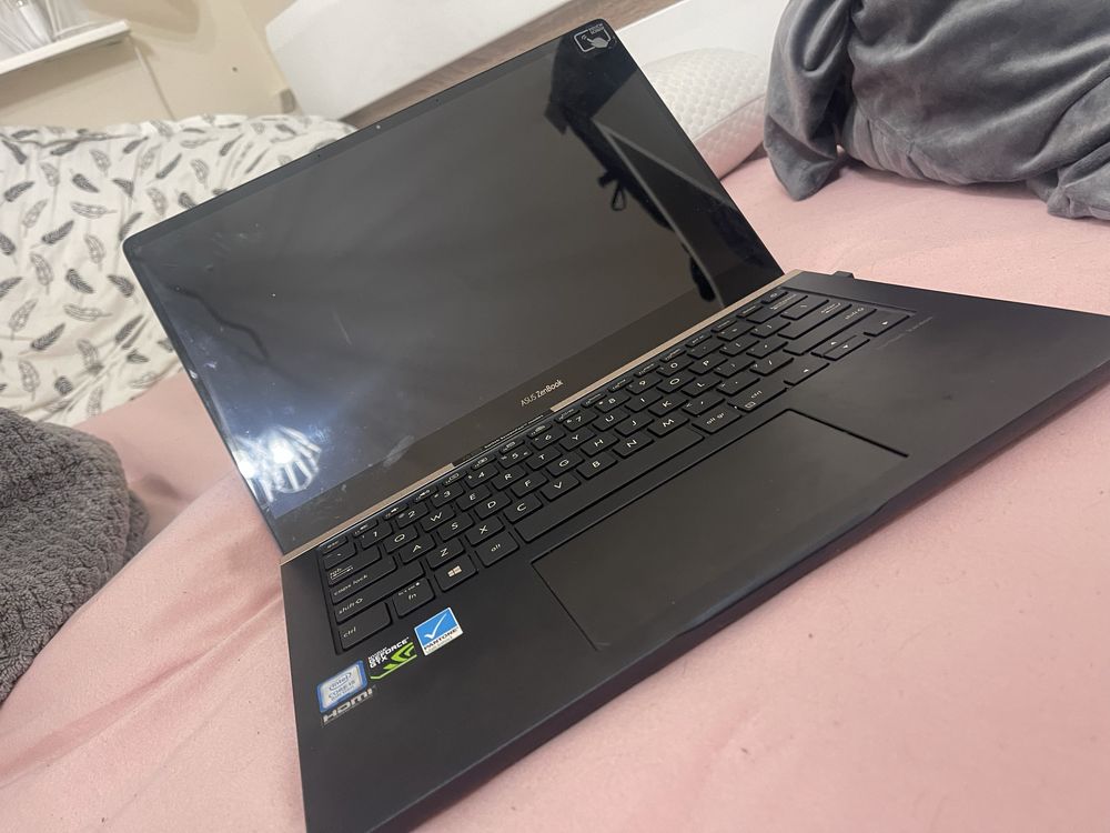 Laptop Asus Zenbook