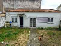 Vende se 2 moradias Pederneira/ Nazaré