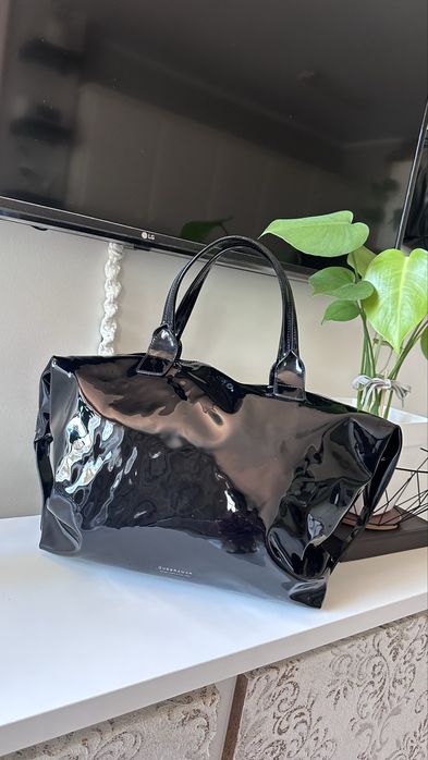 Mala quebramar preto verniz