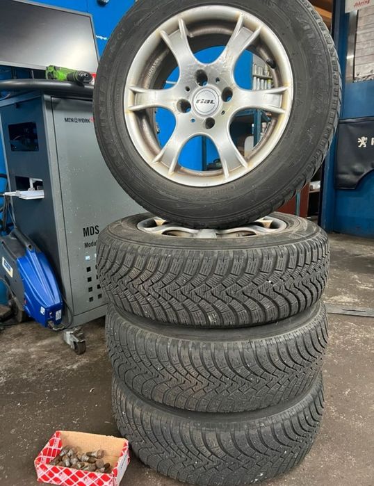 4 felgi Rial 15 cali 4x108 citroen peugeot z oponami 5-6.5mm 195/65