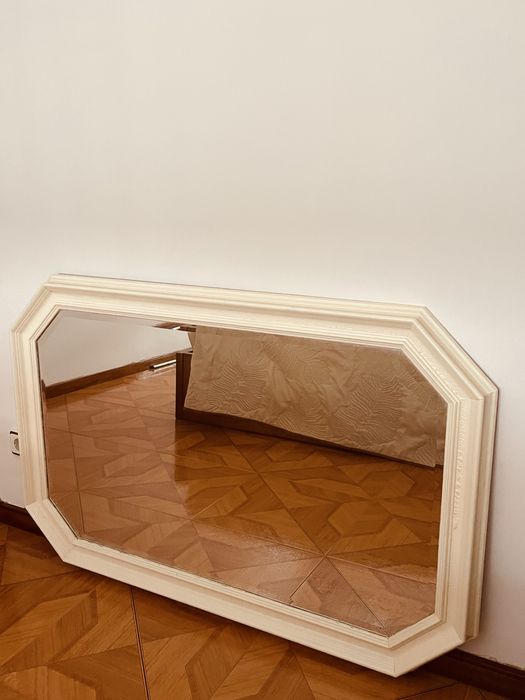 Vendo espelho branco