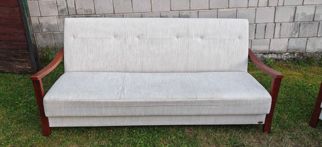 Zestaw wypoczynkowy w stylu retro - Sofa 3-osobowa + 2 fotele