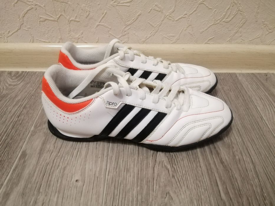Adidas 11QUESTRA Trx. Шиповки Адидас Pro. Оригинал. 40р. 25см. Кожа.