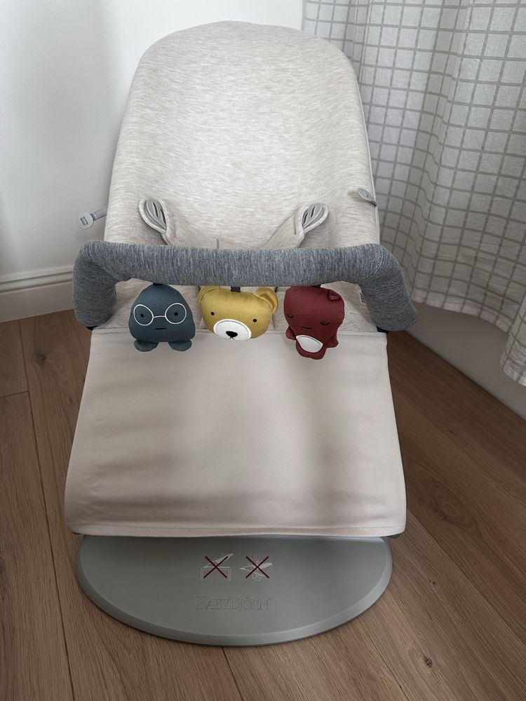 BABYBJORN - leżaczek BLISS 3D Jersey - Jasny Beż