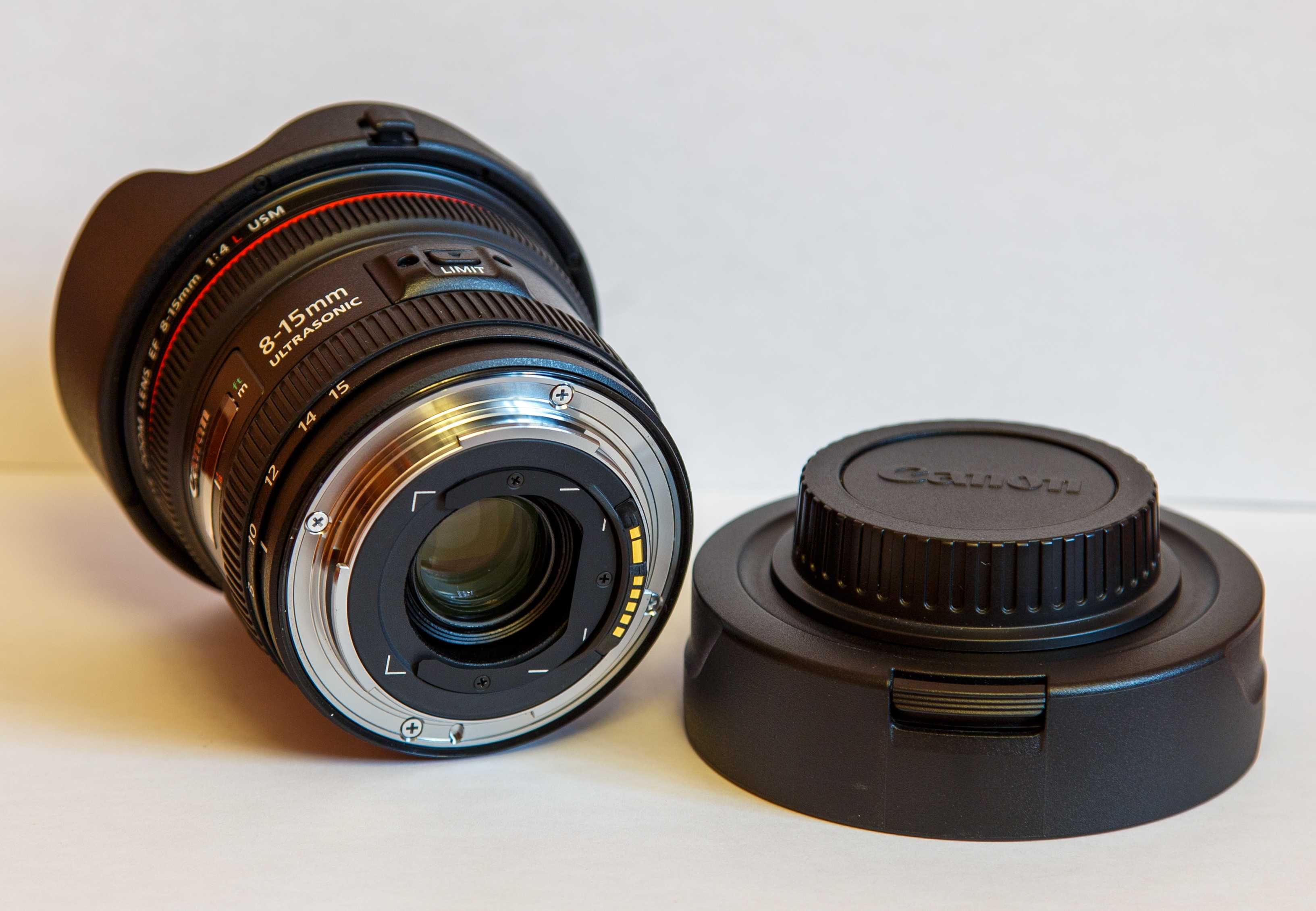 Canon EF 8-15mm f/4L USM FISHEYE