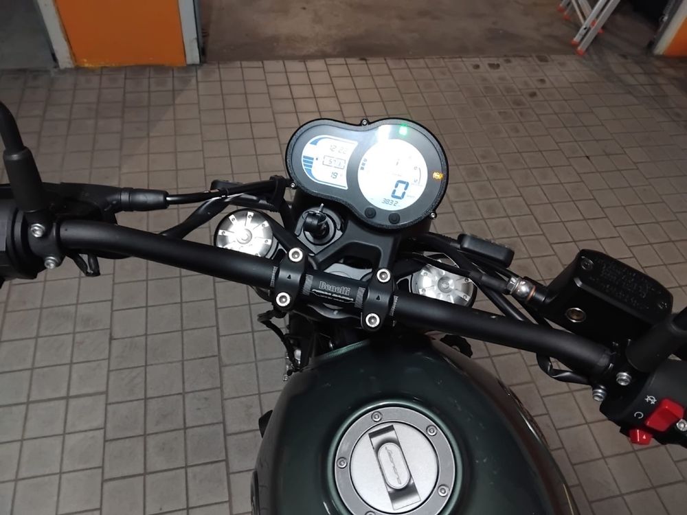 Benelli Leoncino 500
