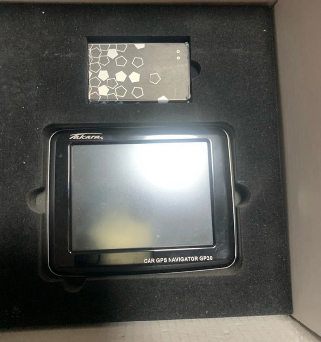 GPS 3.5’’ novo em caixa takara