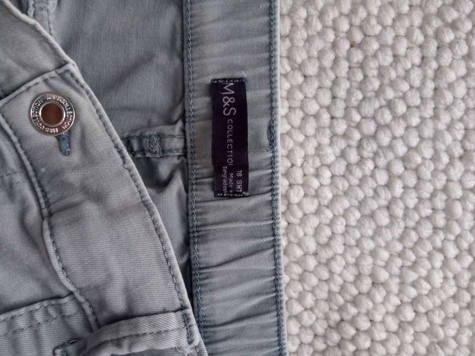 Sprzedam fajne spodnie elastyczne bardzo