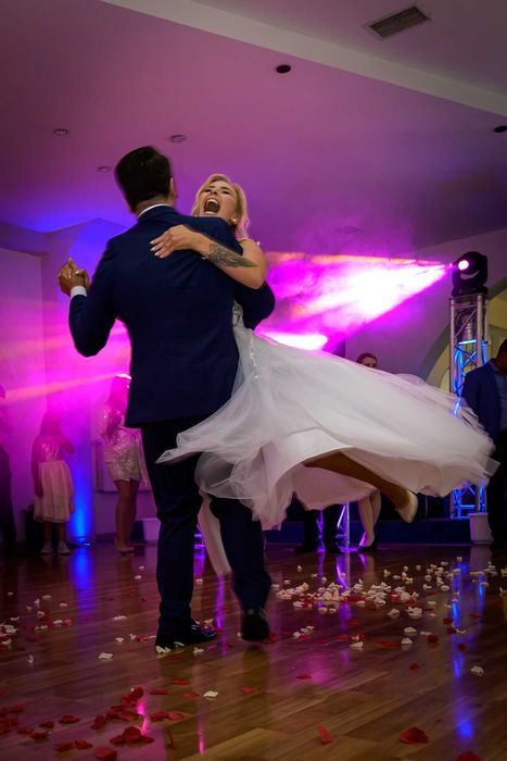 Sesje Fotograficzne Ślubne Komunijne, 18-stki, Chrzty itp