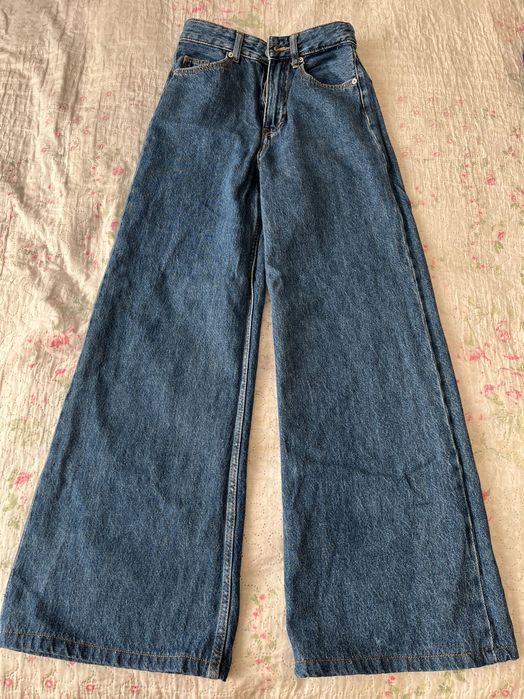 Джинси темно-сині Bershka 32