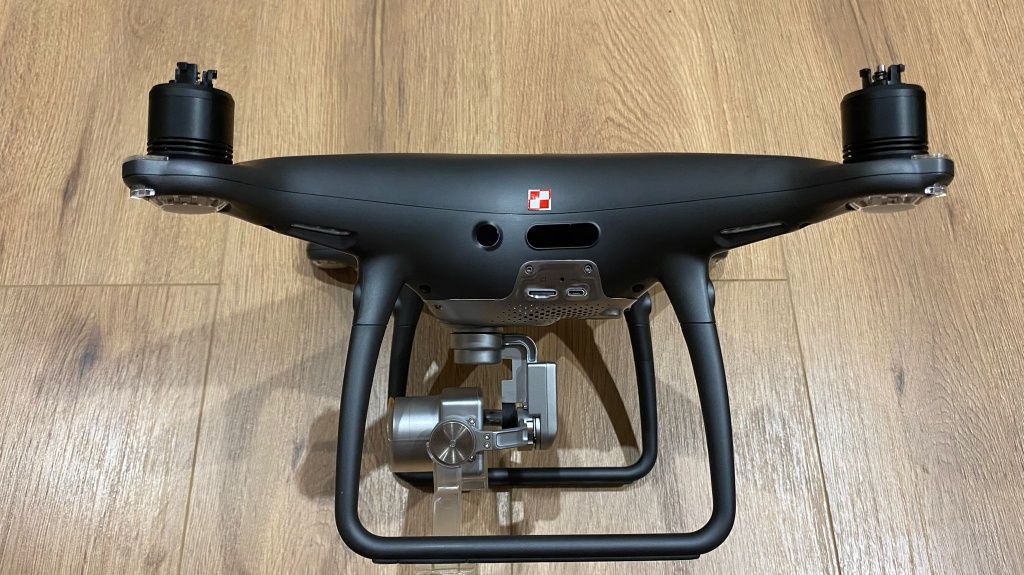 Dron Phantom 4 PRO Obsidian