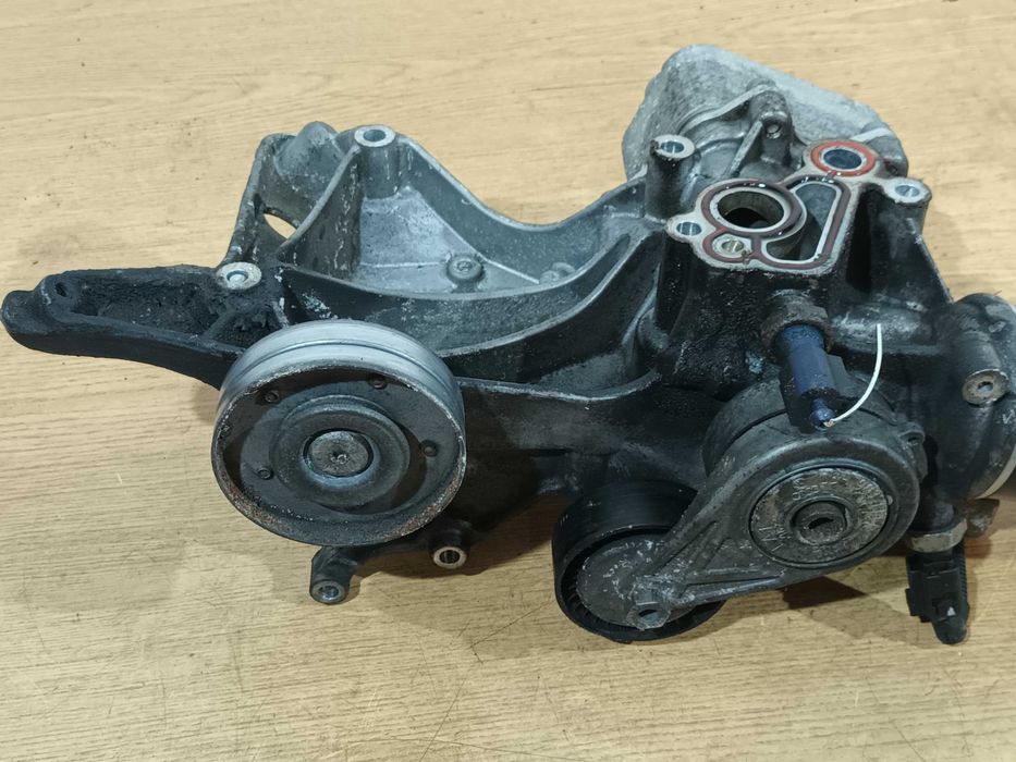 Podstawa filtra oleju łapa obudowa AUDI A4 B8 A5 Q5 1.8 2.0 TFSI