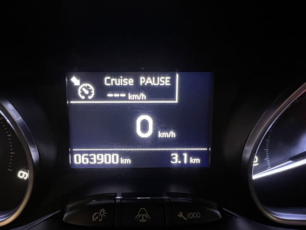 Peugeot 208 HDI Allure 63000km nacional