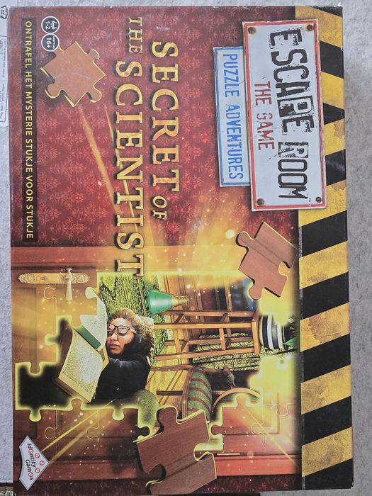 Puzzle escape room zagadka secret of scientist