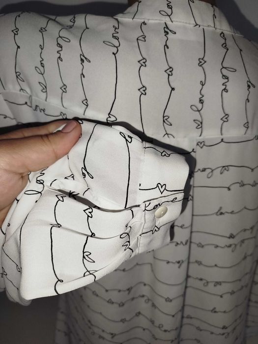 Блузка 50-52 розмір принт підпис