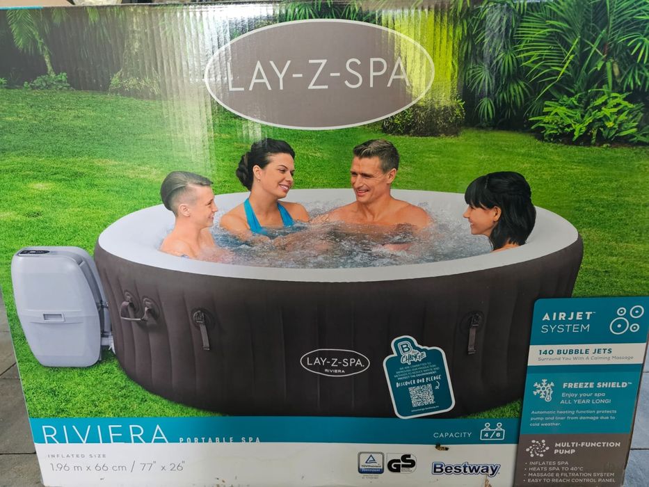 Jacuzzi LAY-Z-SPA Riviera