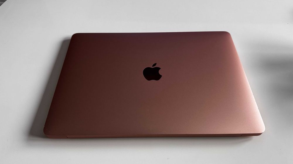 Mac Book Air 13-inch 2020 r.