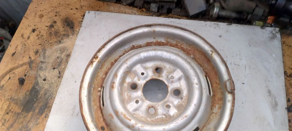 FIAT 126P Maluch felga 12 cali 4x98