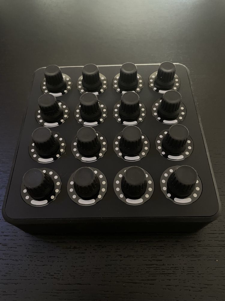 DJ Techtools Midi Fighter Twister black