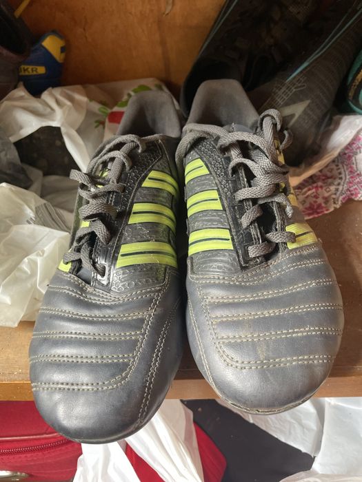 Бутси adidas 43 розмір