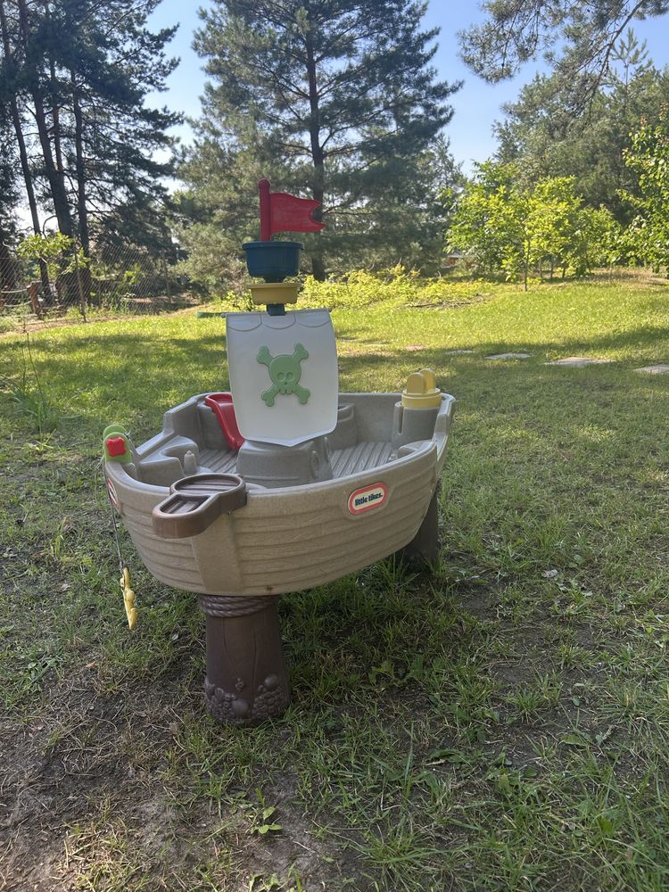 Дитячий водяний столик Піратський корабель Little Tikes