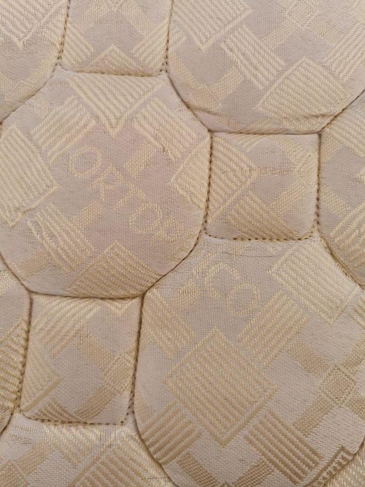 Colchão ortopédico  casal