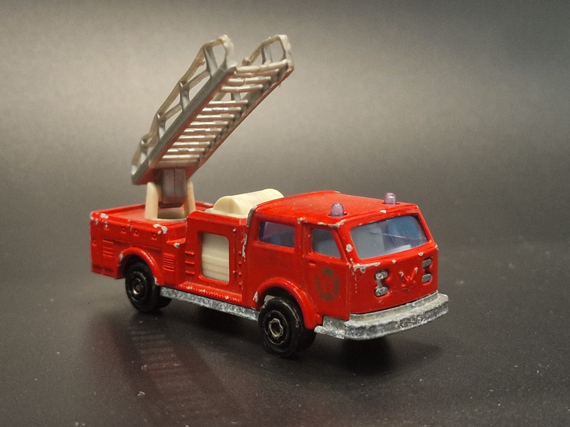 Majorette Pompier wóz strażacki