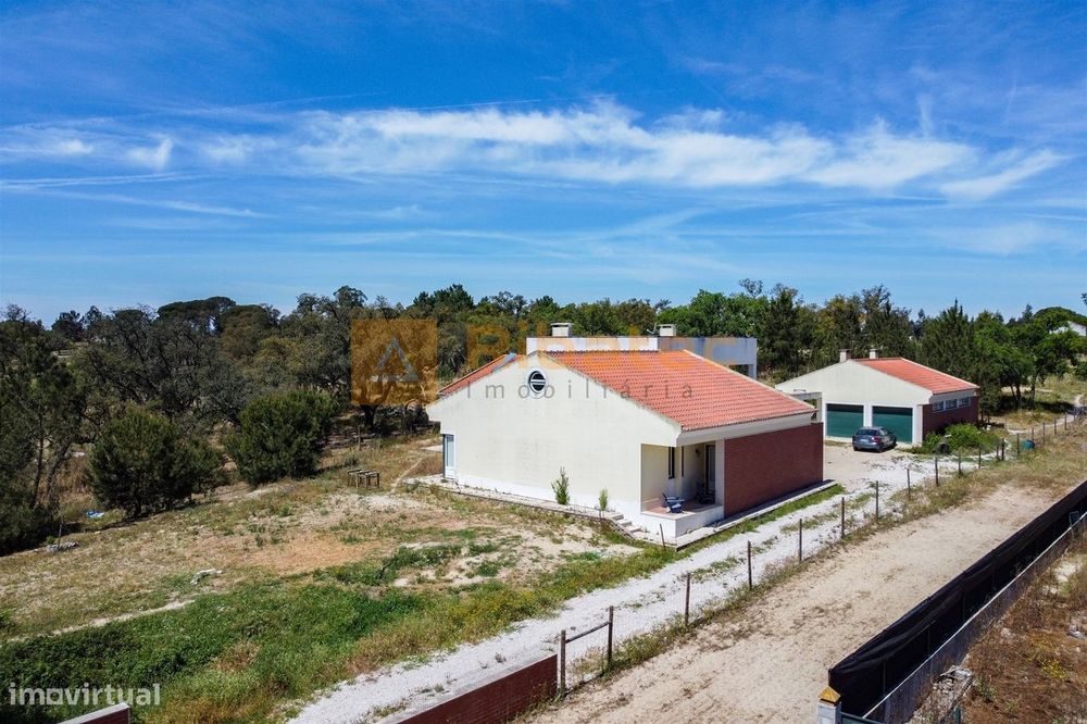 Moradia em Vale Mansos